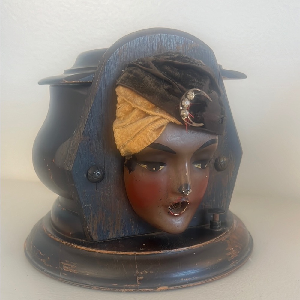Vintage c1920’s ART DECO Gypsy Wood Cigarette Dispenser Tobacco Collectible